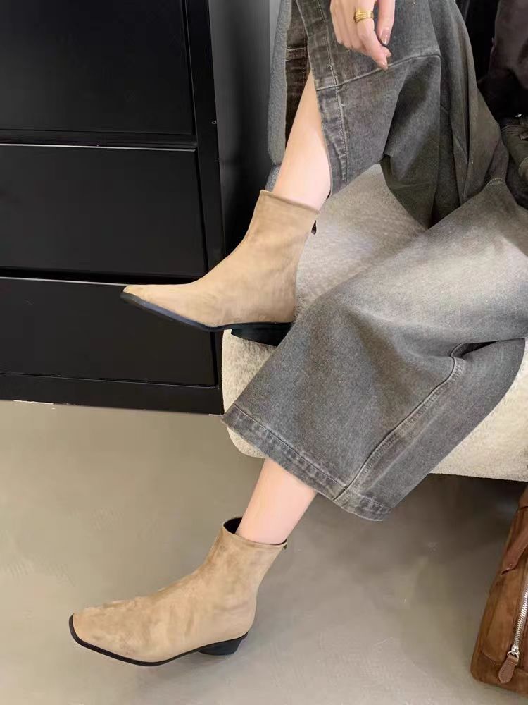 粗跟方头时尚小踝靴