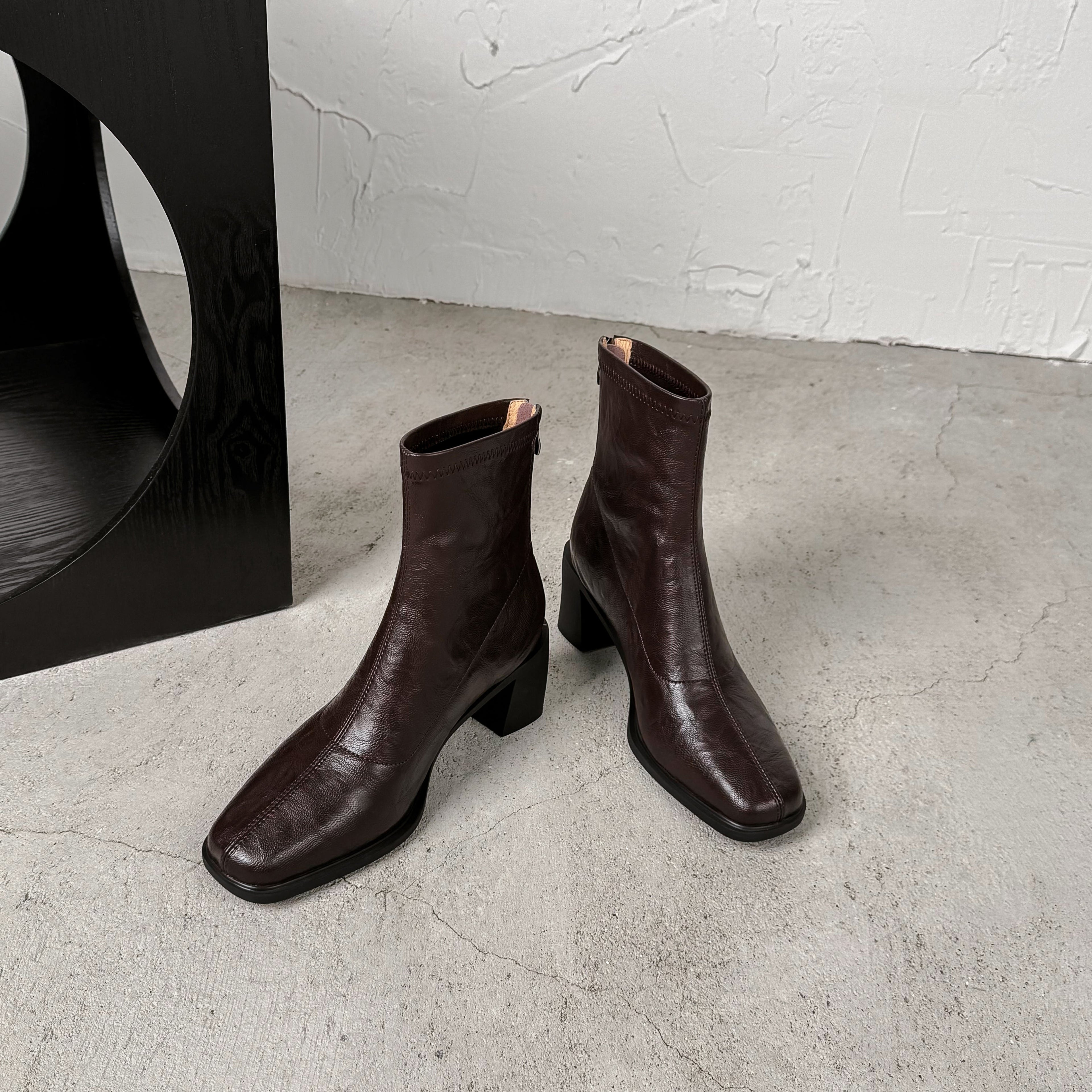 [Moloershow] 아리아 빈티지 가죽 스판 부츠 - 브라운 (4.5cm)