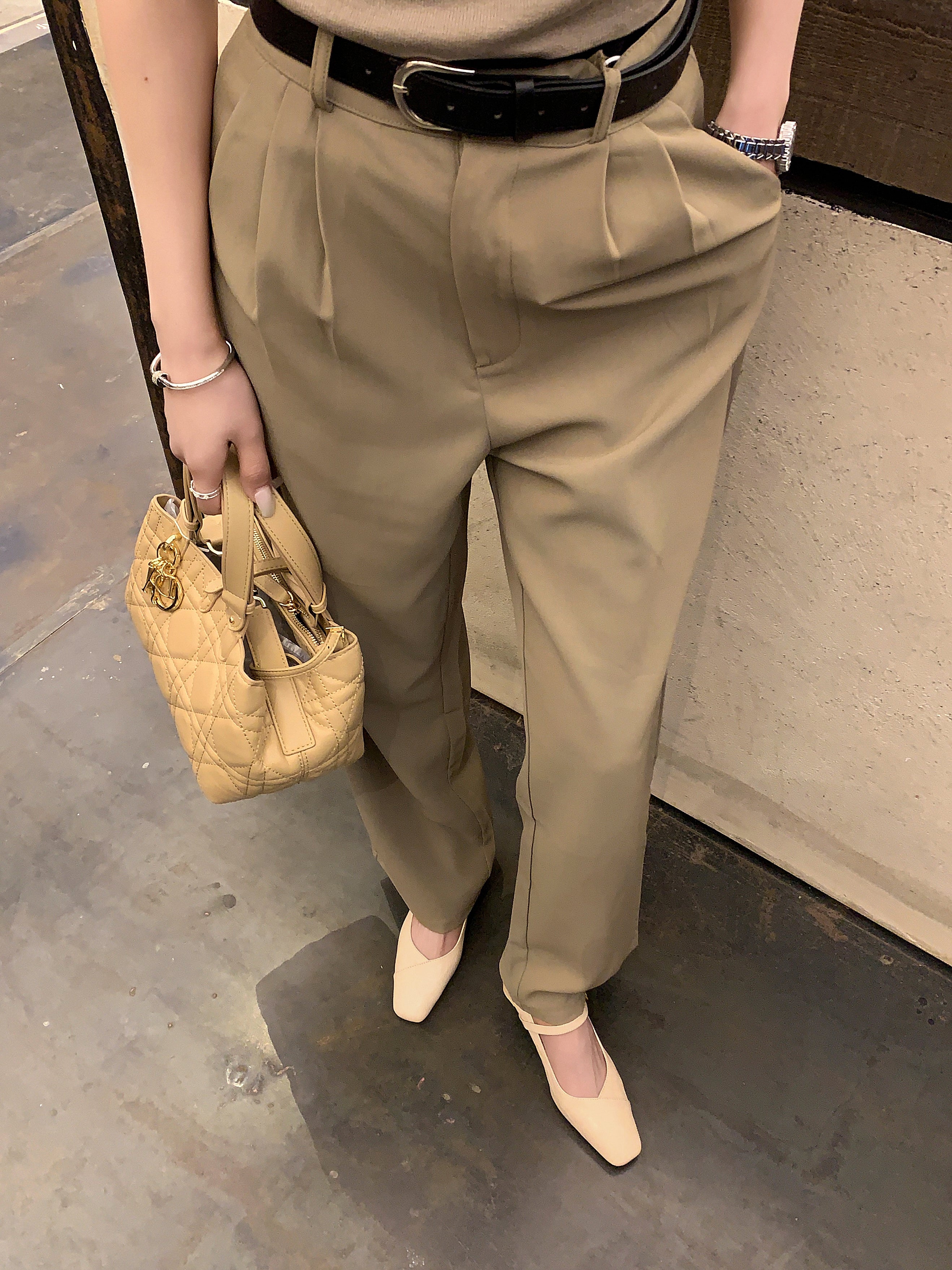 [Moloershow] 클라라 리얼 양가죽 스퀘어토 5.5cm 메리제인 펌프스