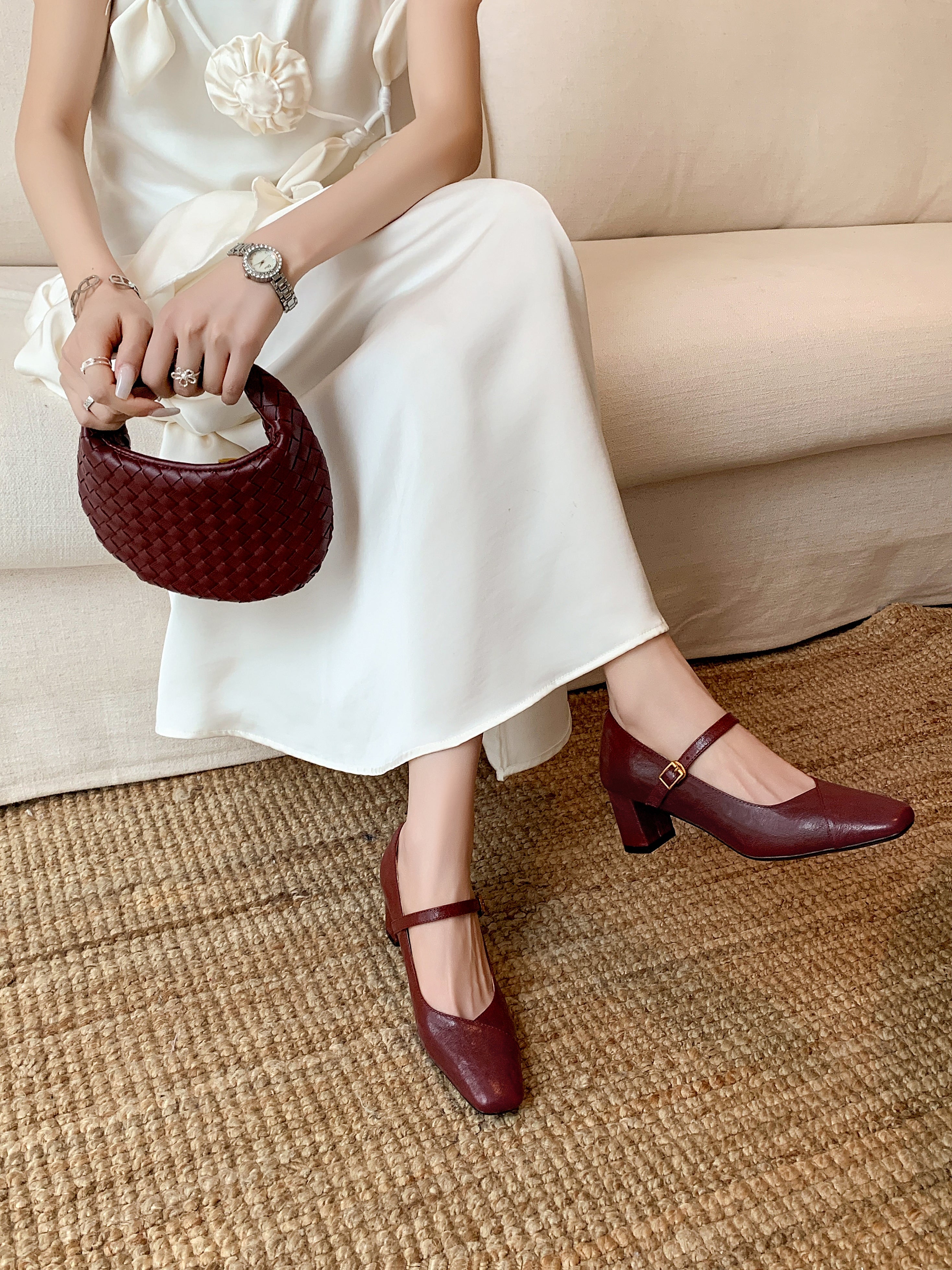 [Moloershow] 클라라 리얼 양가죽 스퀘어토 5.5cm 메리제인 펌프스