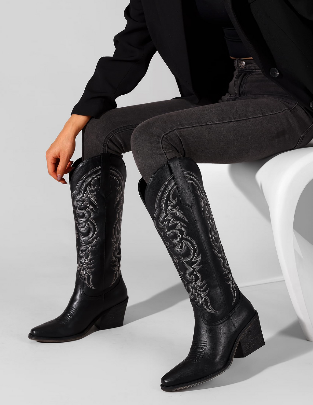 The Dakota Classic Embroidered Western Boot