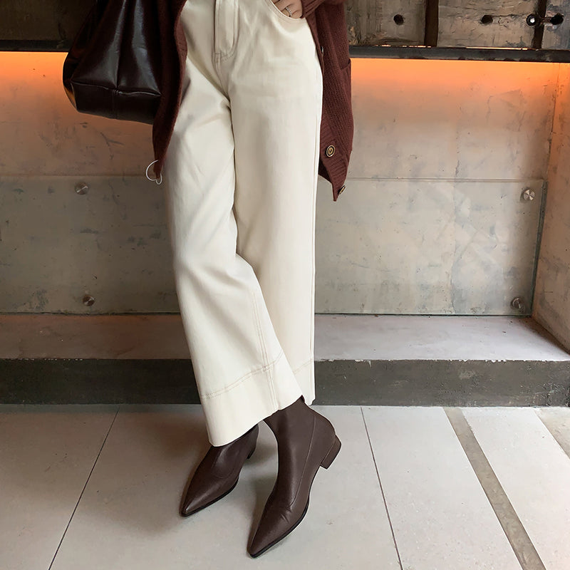 [Moloershow] 프레이야 포인티드토 스판 2.5cm 로우힐 슬림핏 부츠