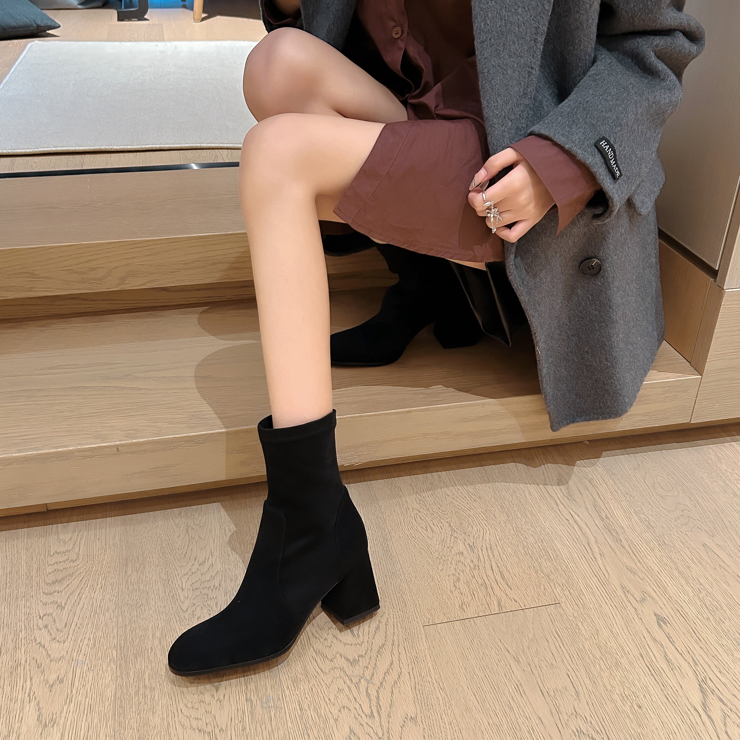 [Moloershow] 지아 스웨이드 라운드토 7cm 삭스부츠 (슬림핏)