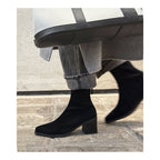 [Moloershow] 카이아 스웨이드 스퀘어토 6.5cm 스판 슬림핏 부츠