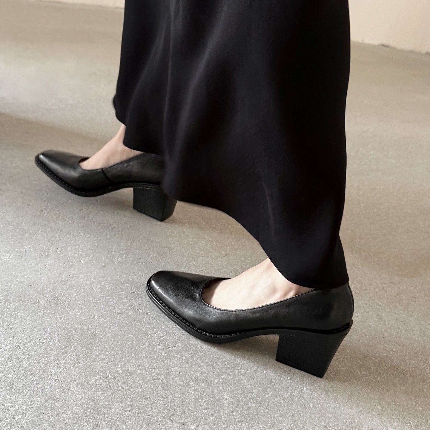 르 마레(Le Marais) 스퀘어 블록 펌프스 - 블랙