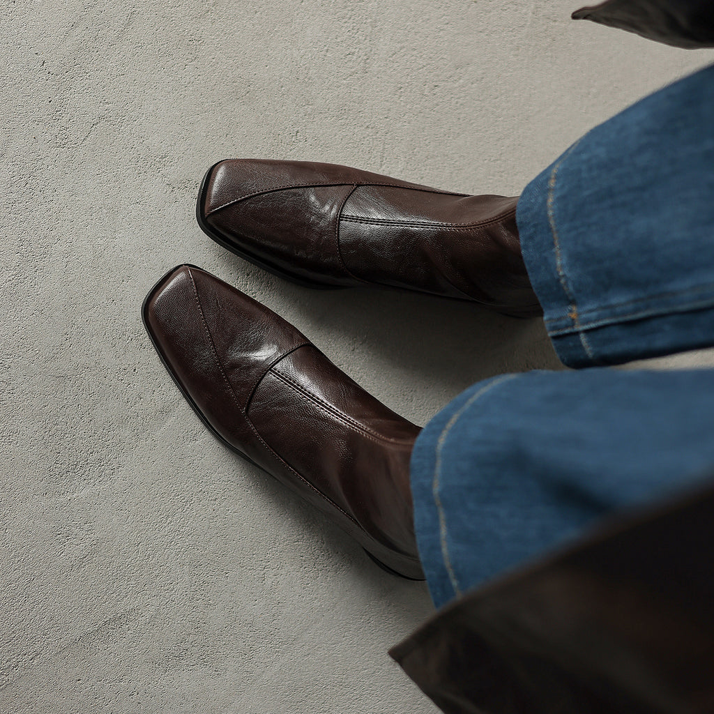 마고(The Margot) 양가죽 세미 스퀘어토 앵클부츠 (3cm) - 브라운