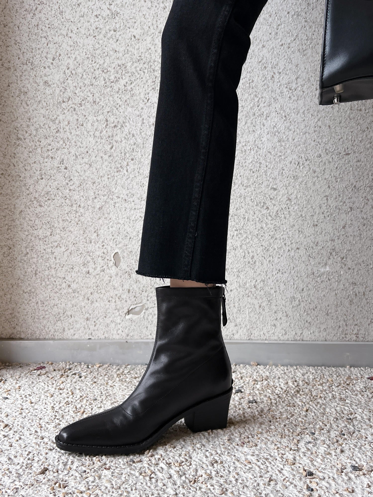 [Moloershow] 노라 프리미엄 소가죽 스퀘어토 5.5cm 앵클부츠