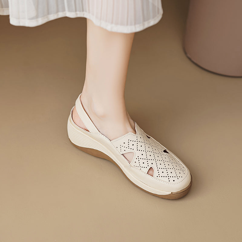[M143] 솔랑주(Solange) 소가죽 컷아웃 슬링백 웨지힐 샌들 5.5cm - 아이보리색