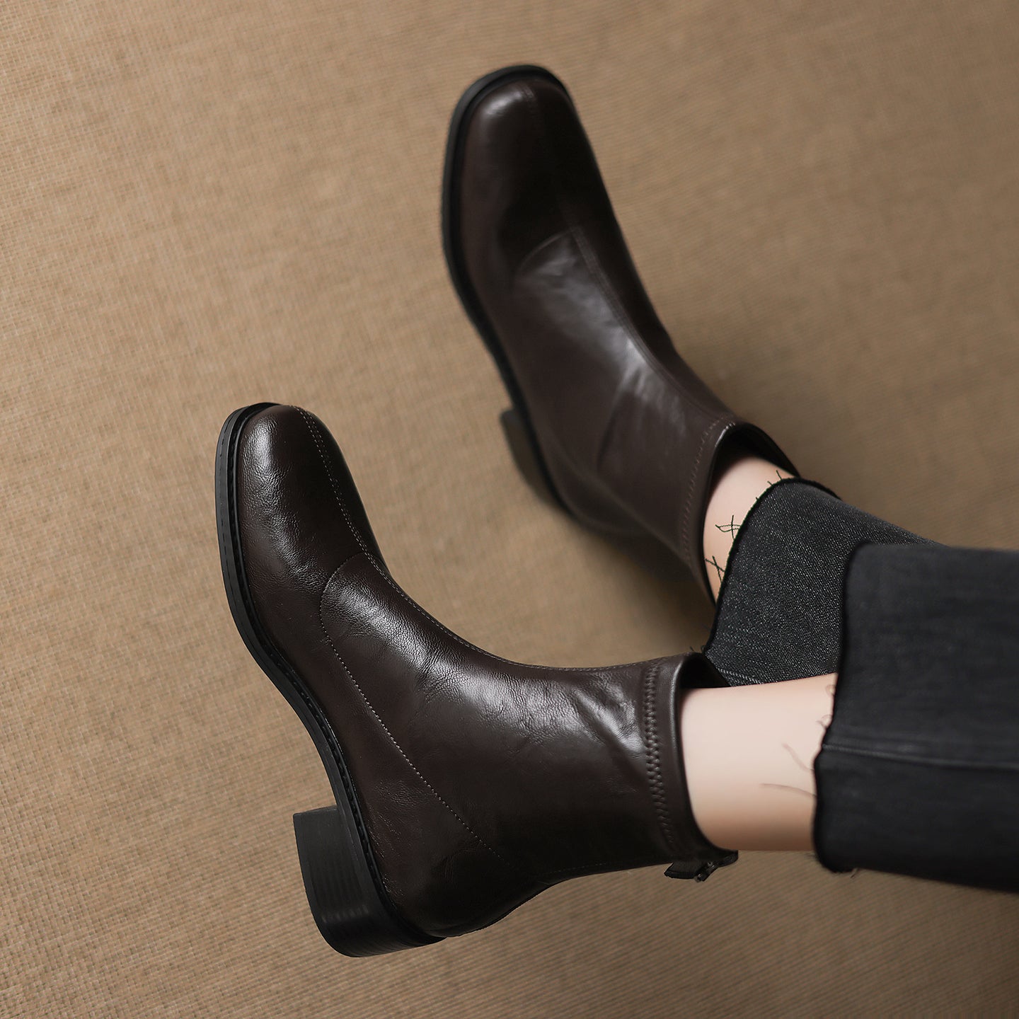 소피(The Sophie) 라운드토 스판 앵클부츠 (4cm) - 브라운