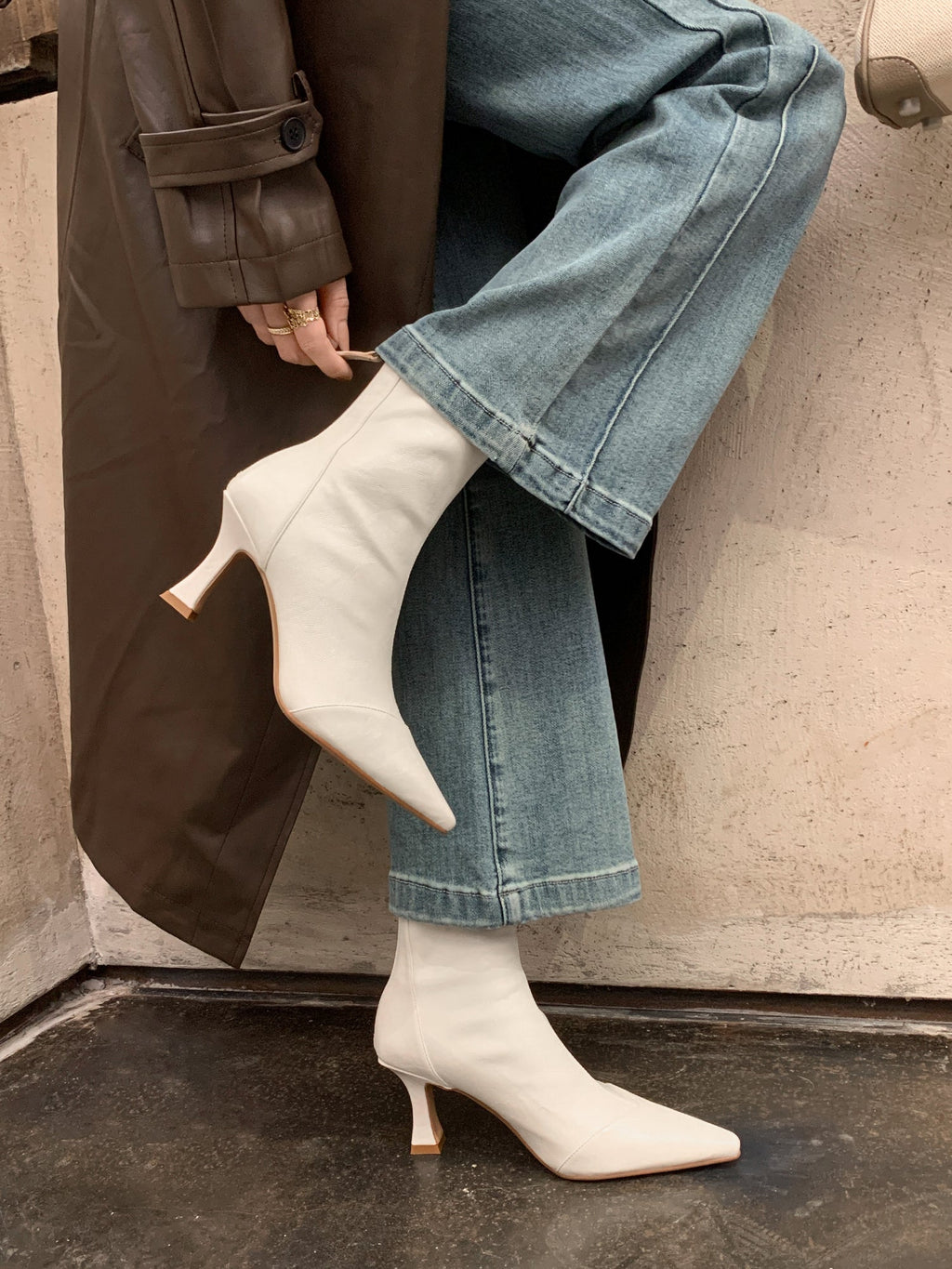 발렌티나 스틸레토 스판 앵클부츠 (7.5cm)